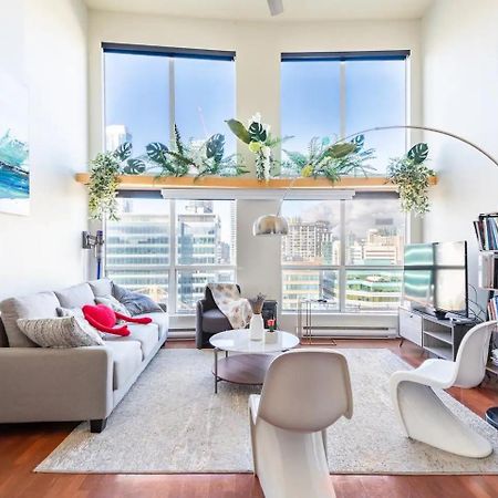 Loft In Downtown Vancouver With Free Parking Екстер'єр фото