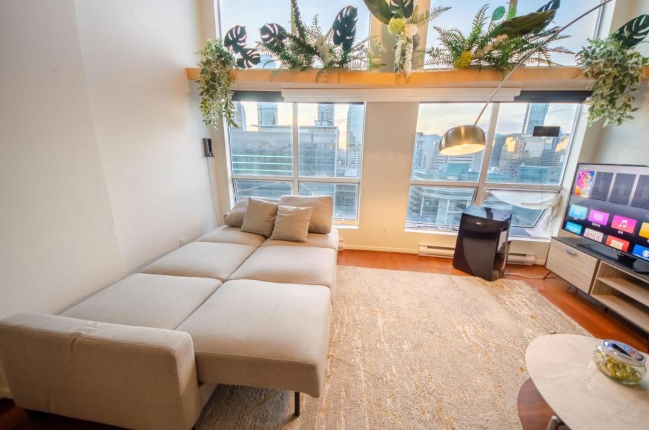 Loft In Downtown Vancouver With Free Parking Екстер'єр фото